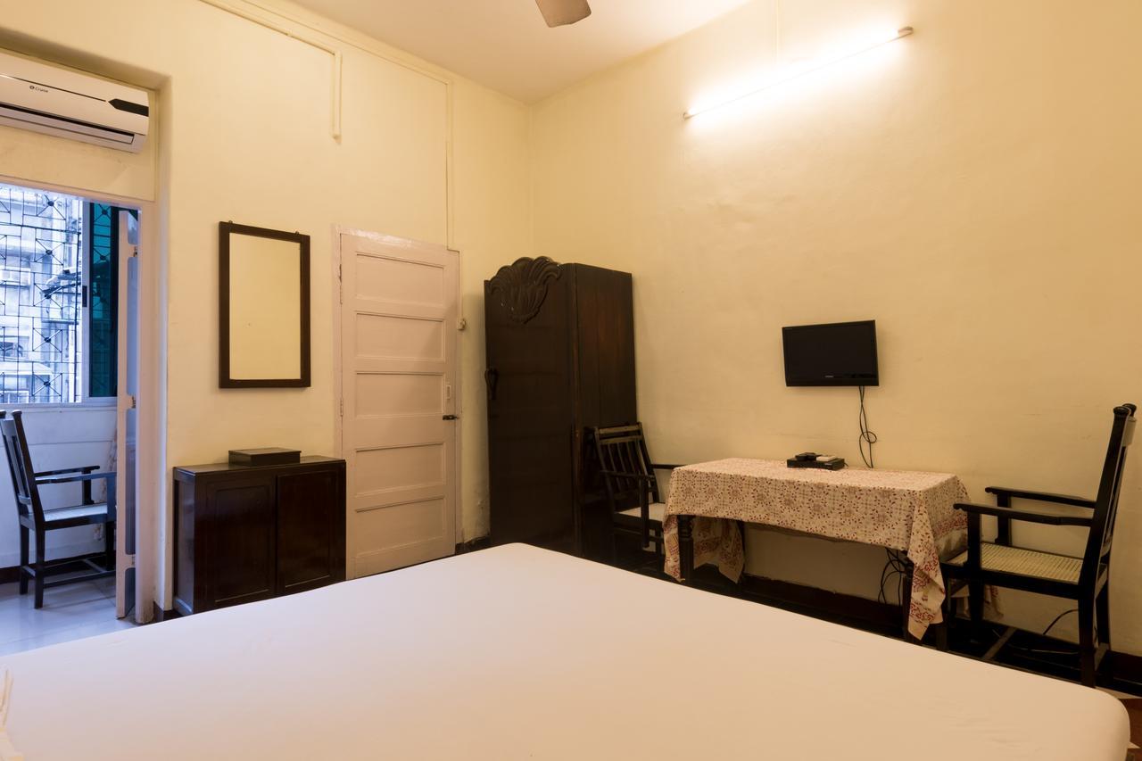 Bed And Breakfast At Colaba Bombaj Exteriér fotografie